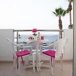 Sea Breeze ホテル 2*